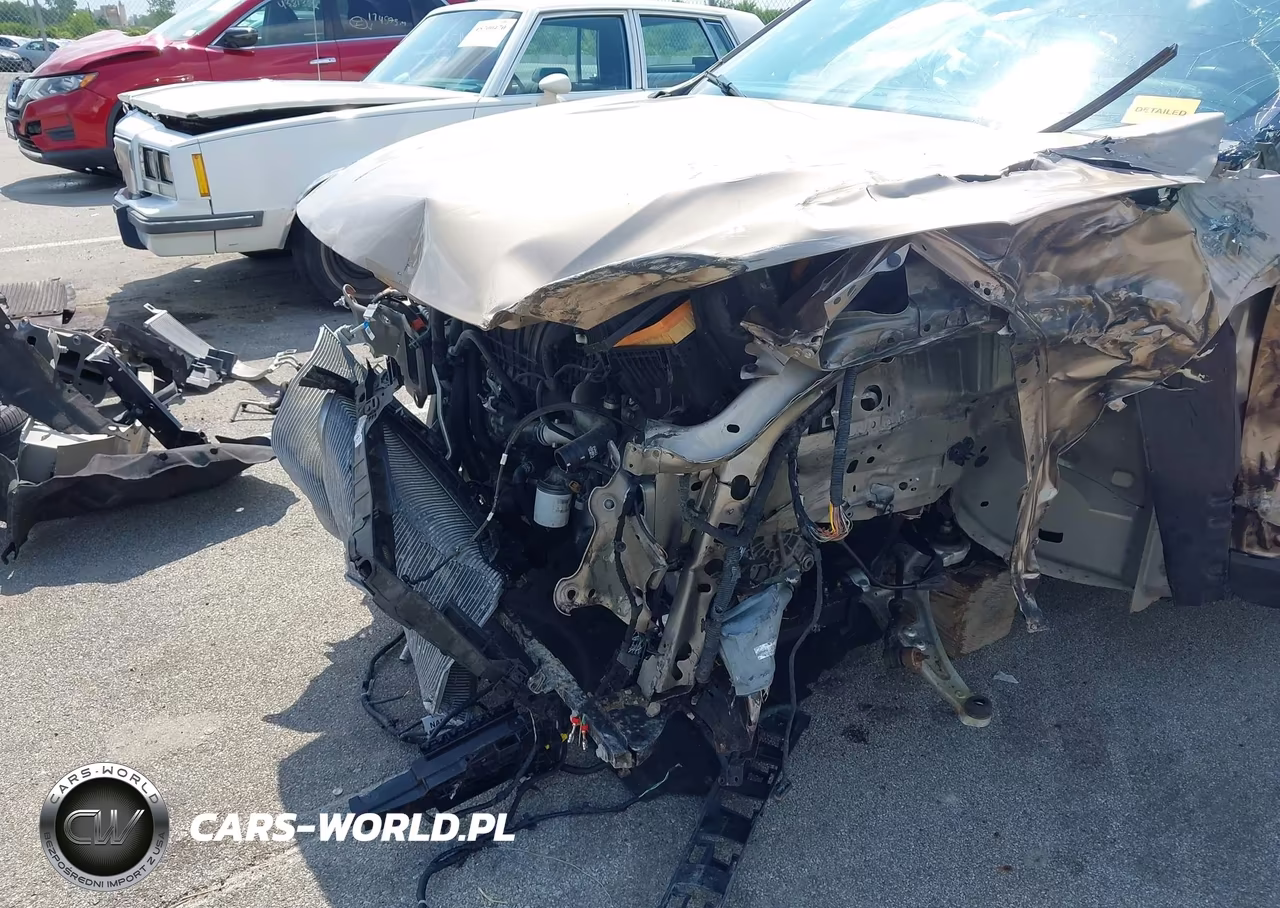 2020 Ford Escape Titanium Hybrid VIN:1FMCU0DZ6LUA71321 - 6