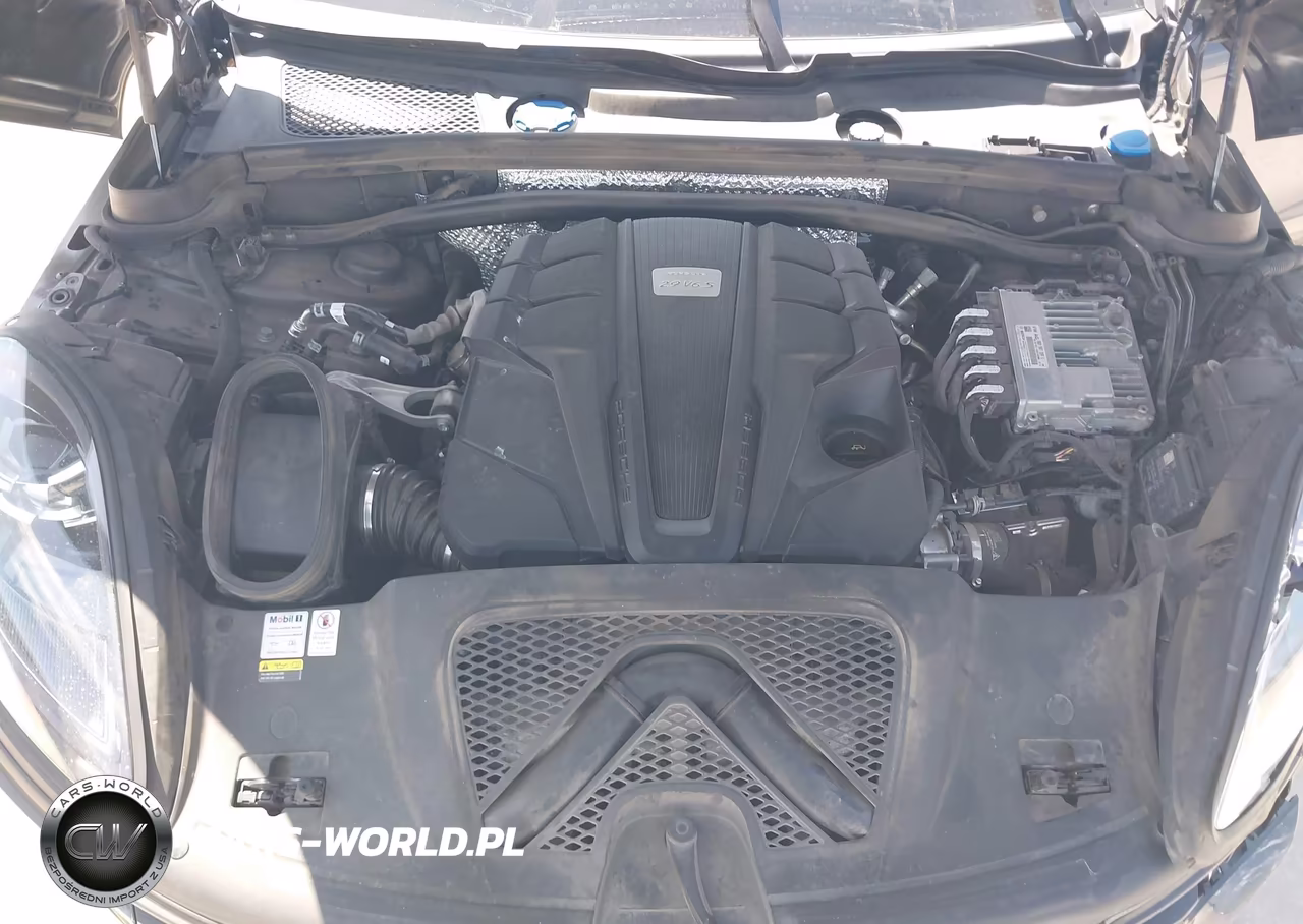 2022 Porsche Macan S VIN:WP1AG2A51NLB20660 - 10