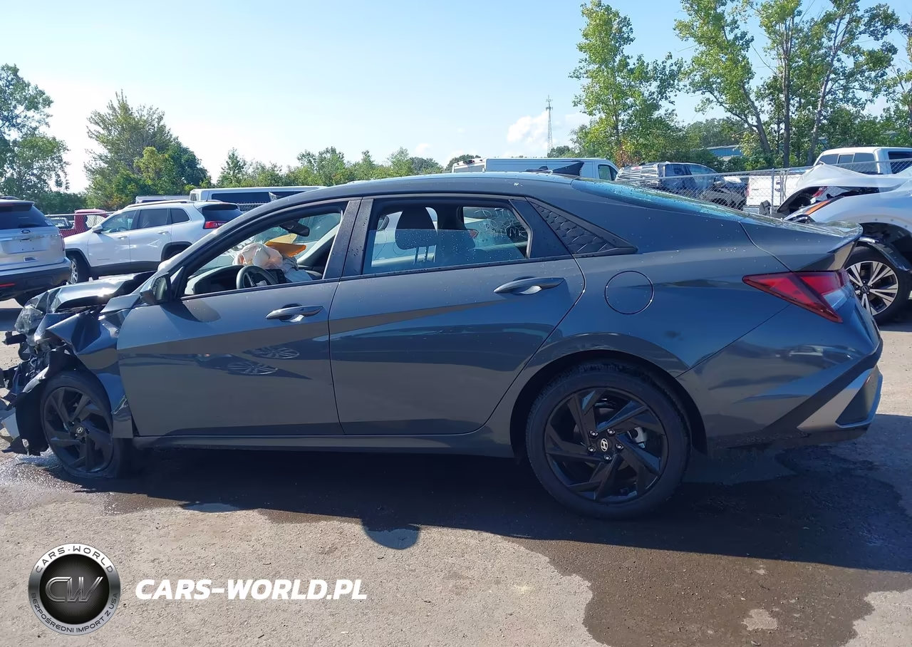 2026 Hyundai Elantra Sel Sport VIN:KMHLM4DG5TU102225 - 15