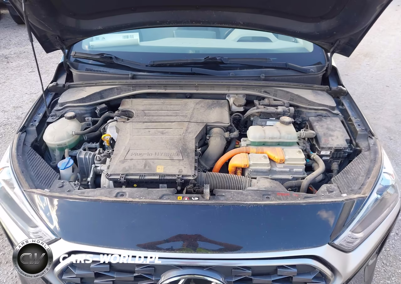 2020 Hyundai Ioniq Plug-In Hybrid Se VIN:KMHC65LD6LU218833 - 10