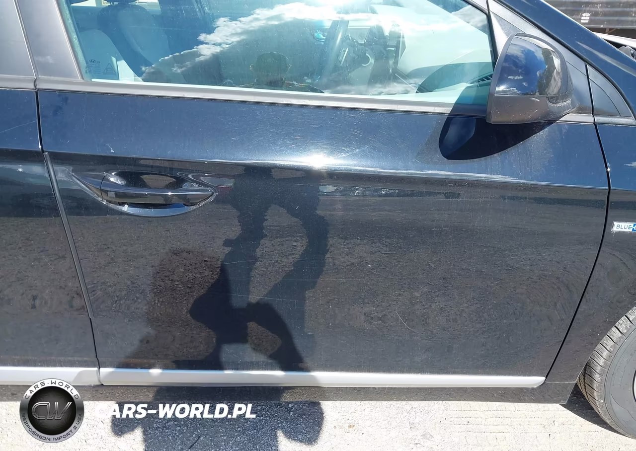 2020 Hyundai Ioniq Plug-In Hybrid Se VIN:KMHC65LD6LU218833 - 16