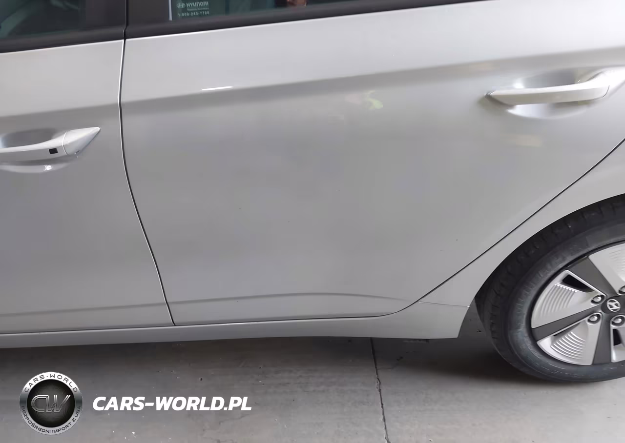 2019 Hyundai Ioniq Hybrid Blue VIN:KMHC65LC1KU106902 - 16