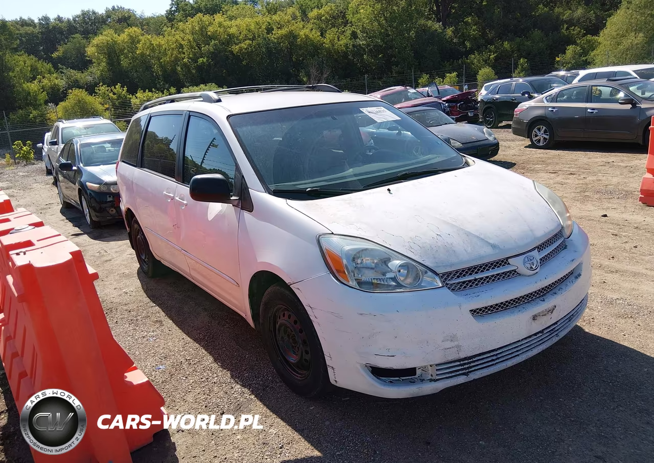 2004 Toyota Sienna Le