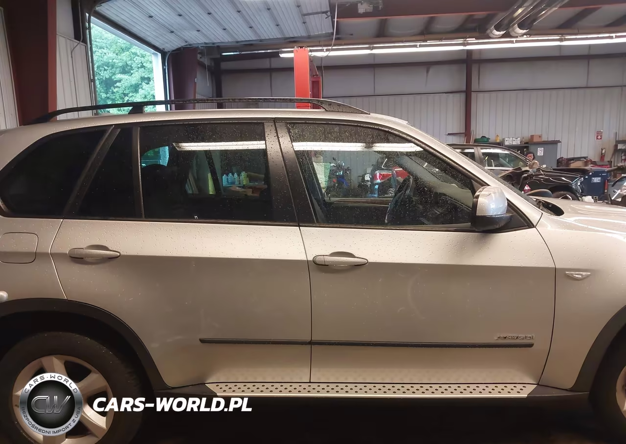 2010 BMW X5 xDrive30I VIN:5UXFE4C55AL276179 - 13