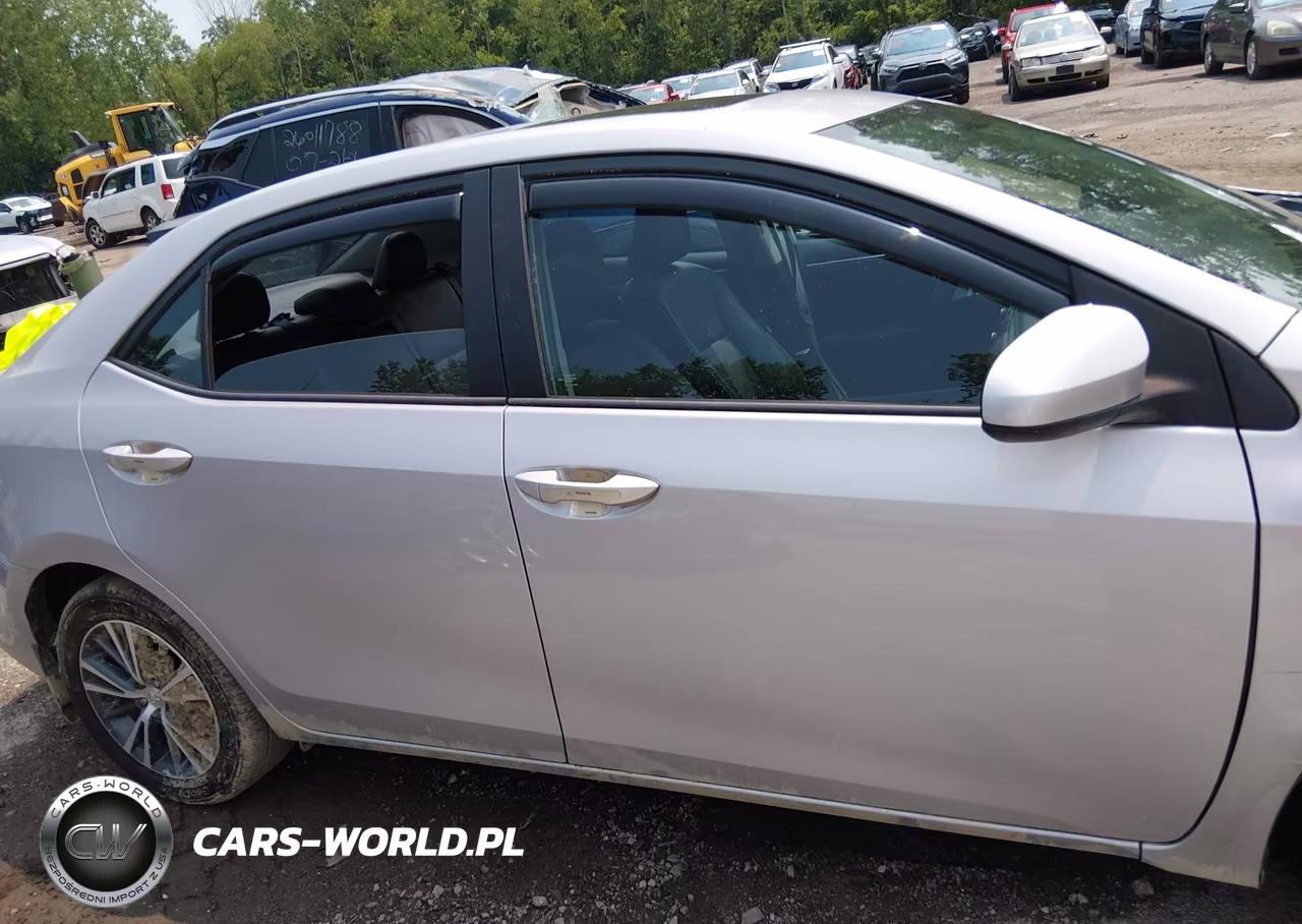 2016 Toyota Corolla Le Premium VIN:5YFBURHE0GP563776 - 13