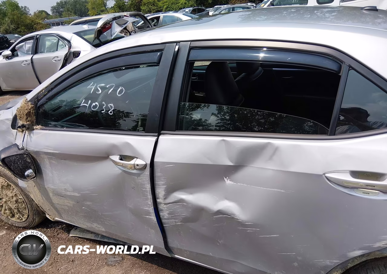 2016 Toyota Corolla Le Premium VIN:5YFBURHE0GP563776 - 14