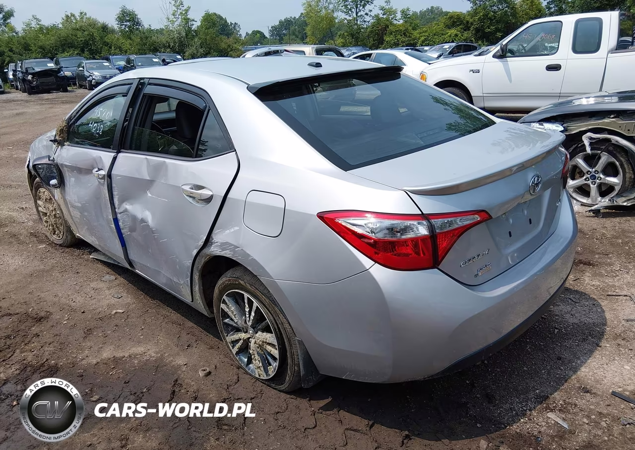2016 Toyota Corolla Le Premium VIN:5YFBURHE0GP563776 - 3