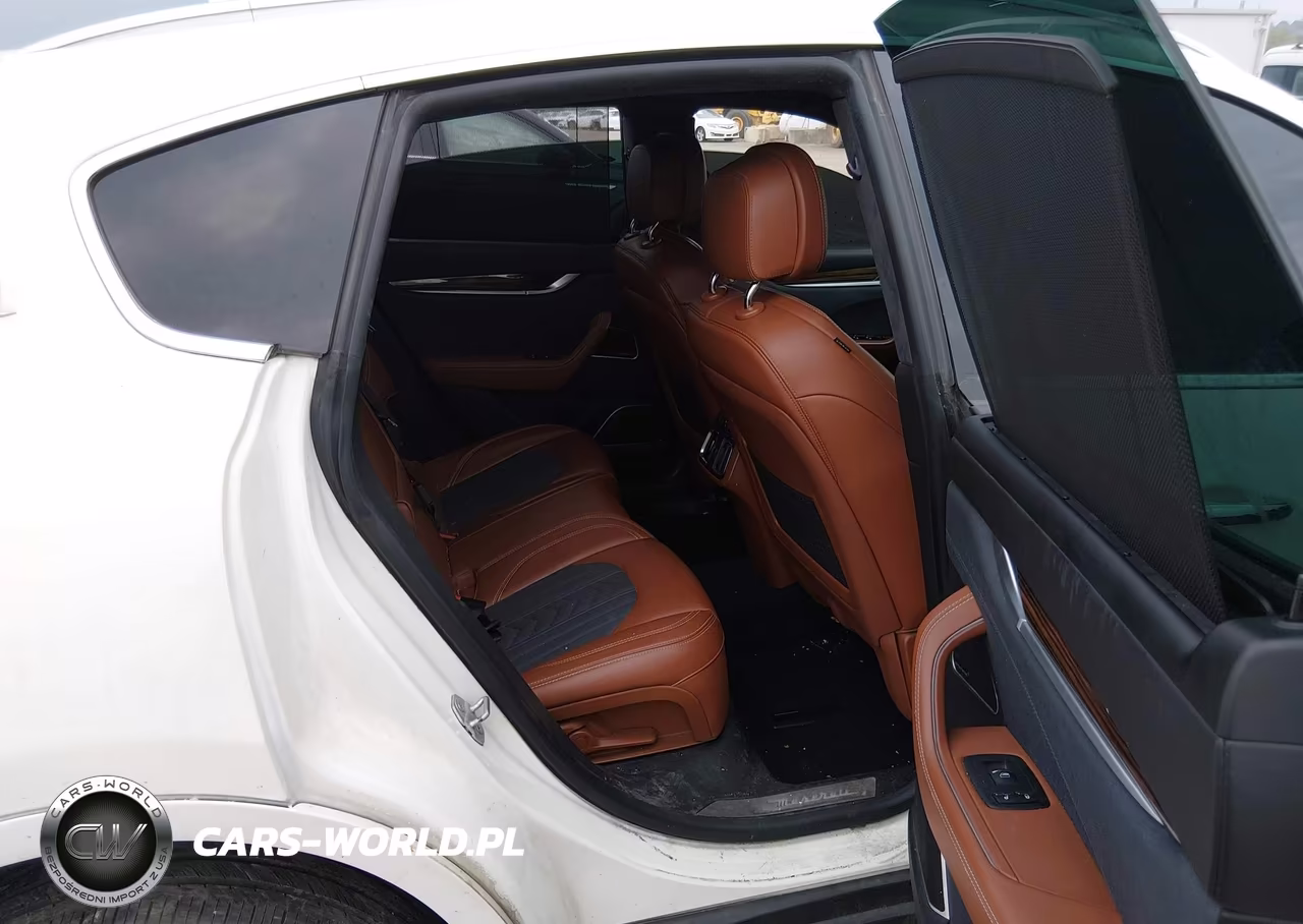 2017 Maserati Levante VIN:ZN661XUL8HX253377 - 8