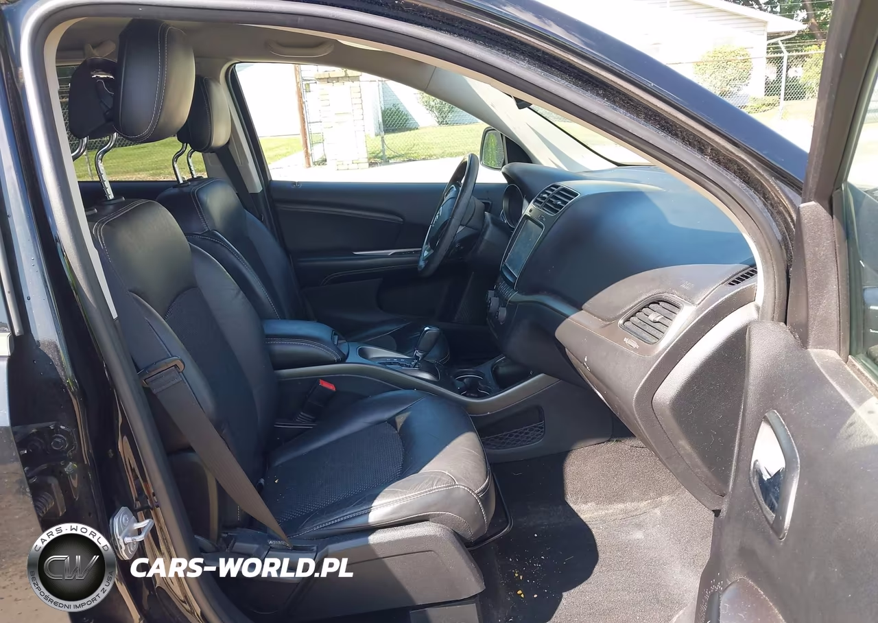 2014 Dodge Journey Crossroad VIN:3C4PDCGG9ET295147 - 5