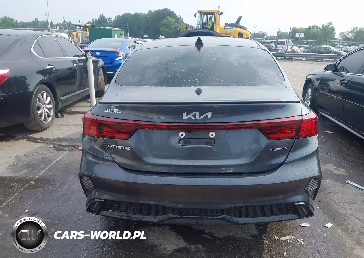 2024 Kia Forte Gt-Line VIN:3KPF54AD5RE752284 - 16