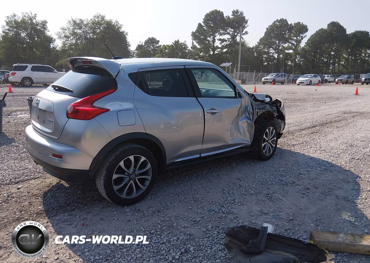 2011 Nissan Juke Sl VIN:JN8AF5MR9BT021136 - 4