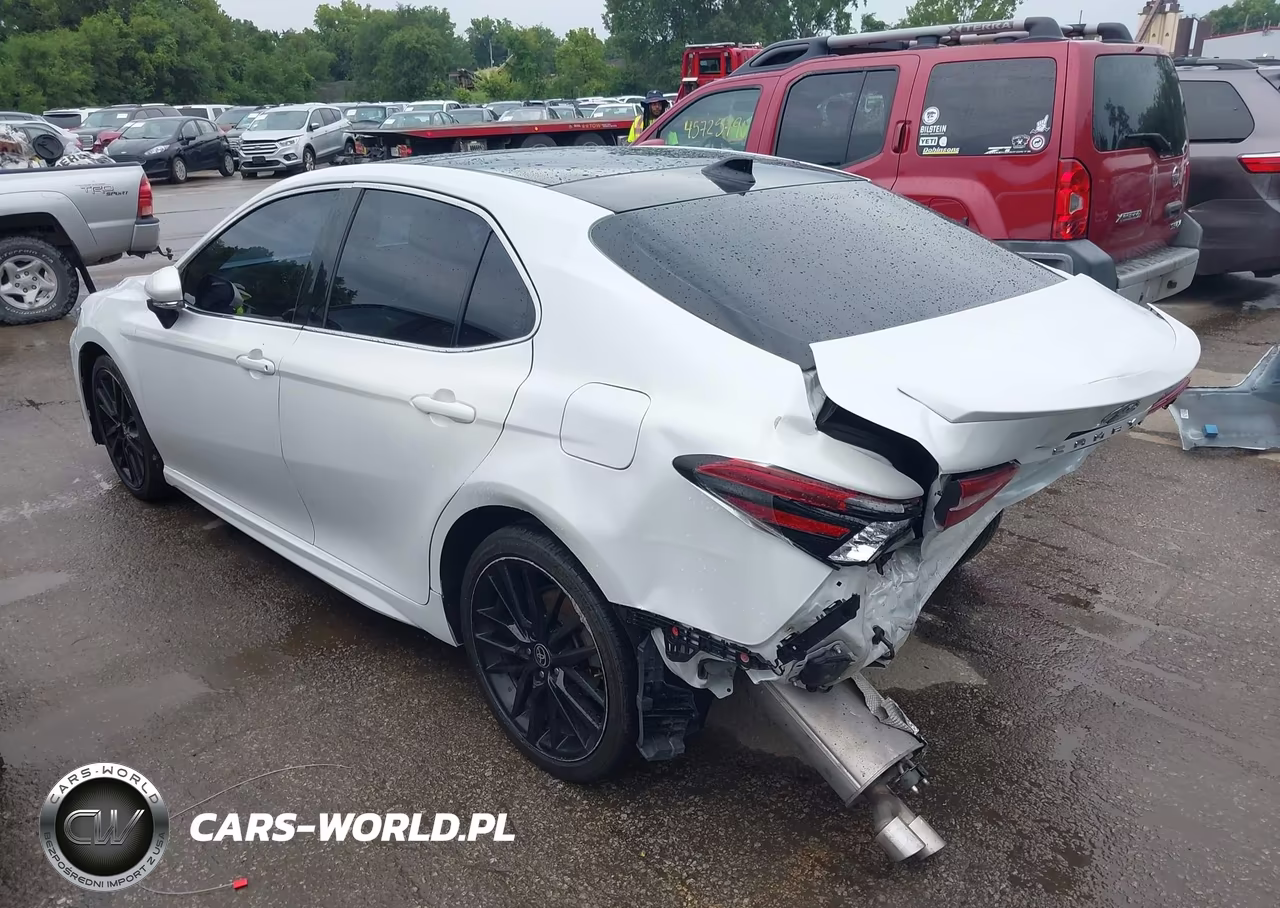 2021 Toyota Camry Xse VIN:4T1K61AK6MU551136 - 3