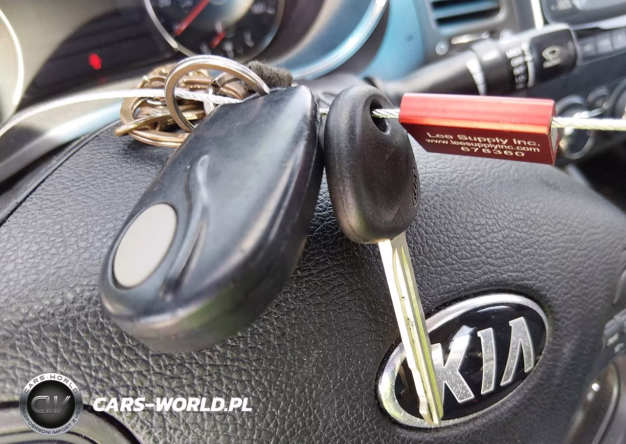 2018 Kia Forte Lx VIN:3KPFK4A79JE181325 - 11
