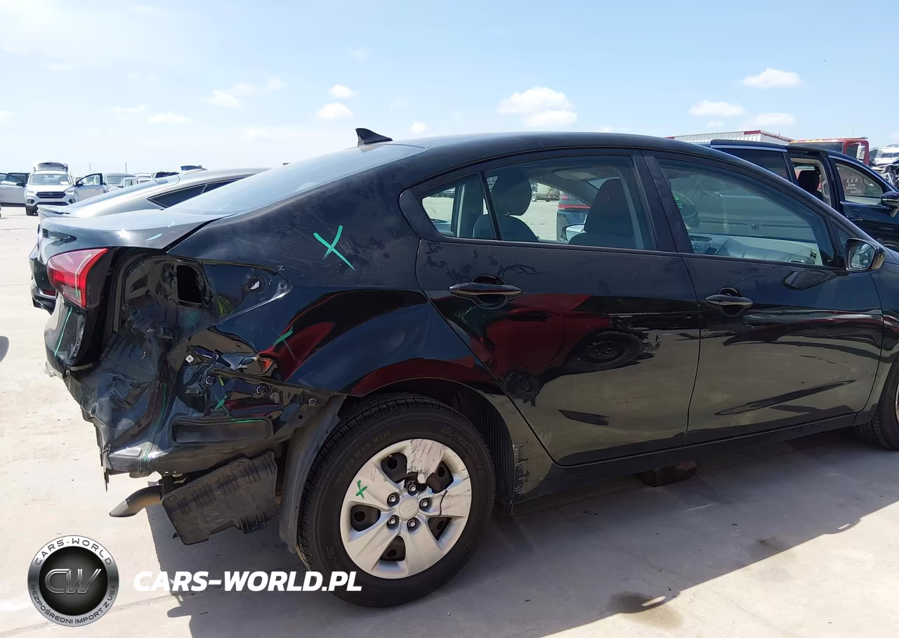 2018 Kia Forte Lx VIN:3KPFK4A79JE181325 - 6