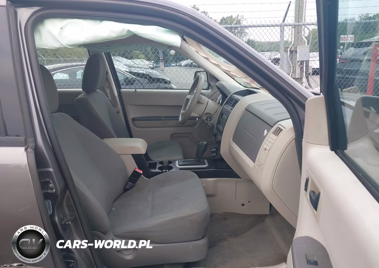 2011 Ford Escape Xls VIN:1FMCU9C74BKB70685 - 5