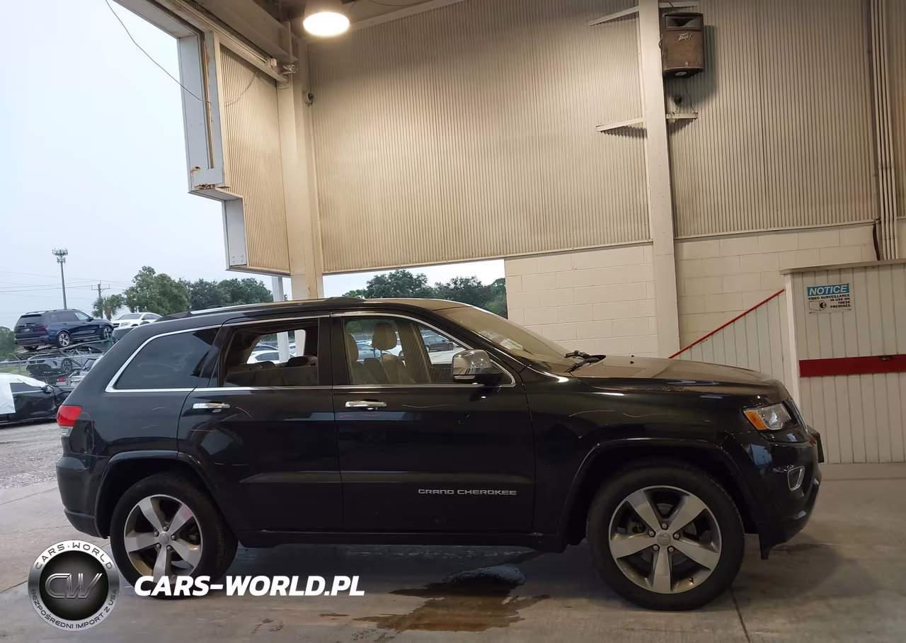 2014 Jeep Grand Cherokee Overland VIN:1C4RJECG5EC556109 - 14