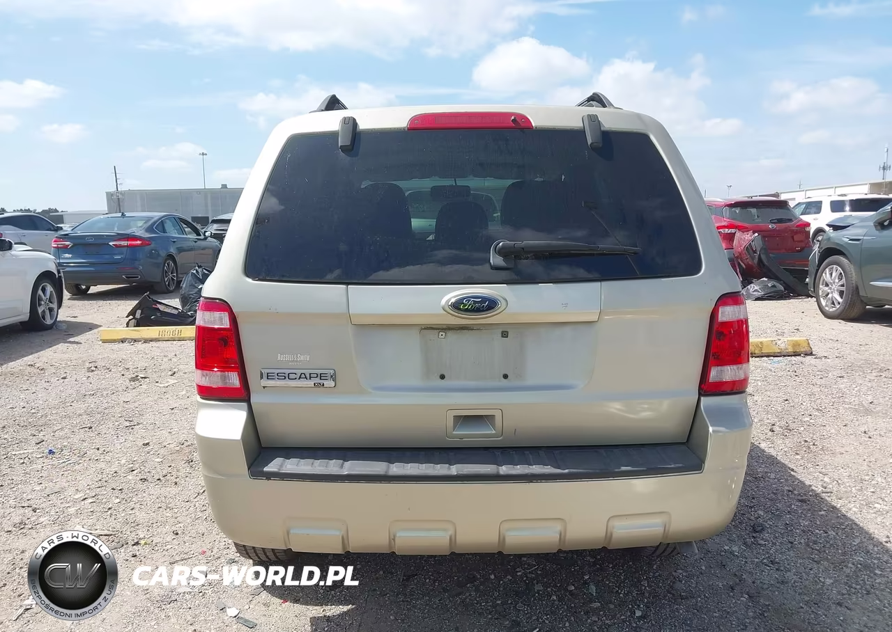 2011 Ford Escape Xlt VIN:1FMCU0D72BKA27180 - 17