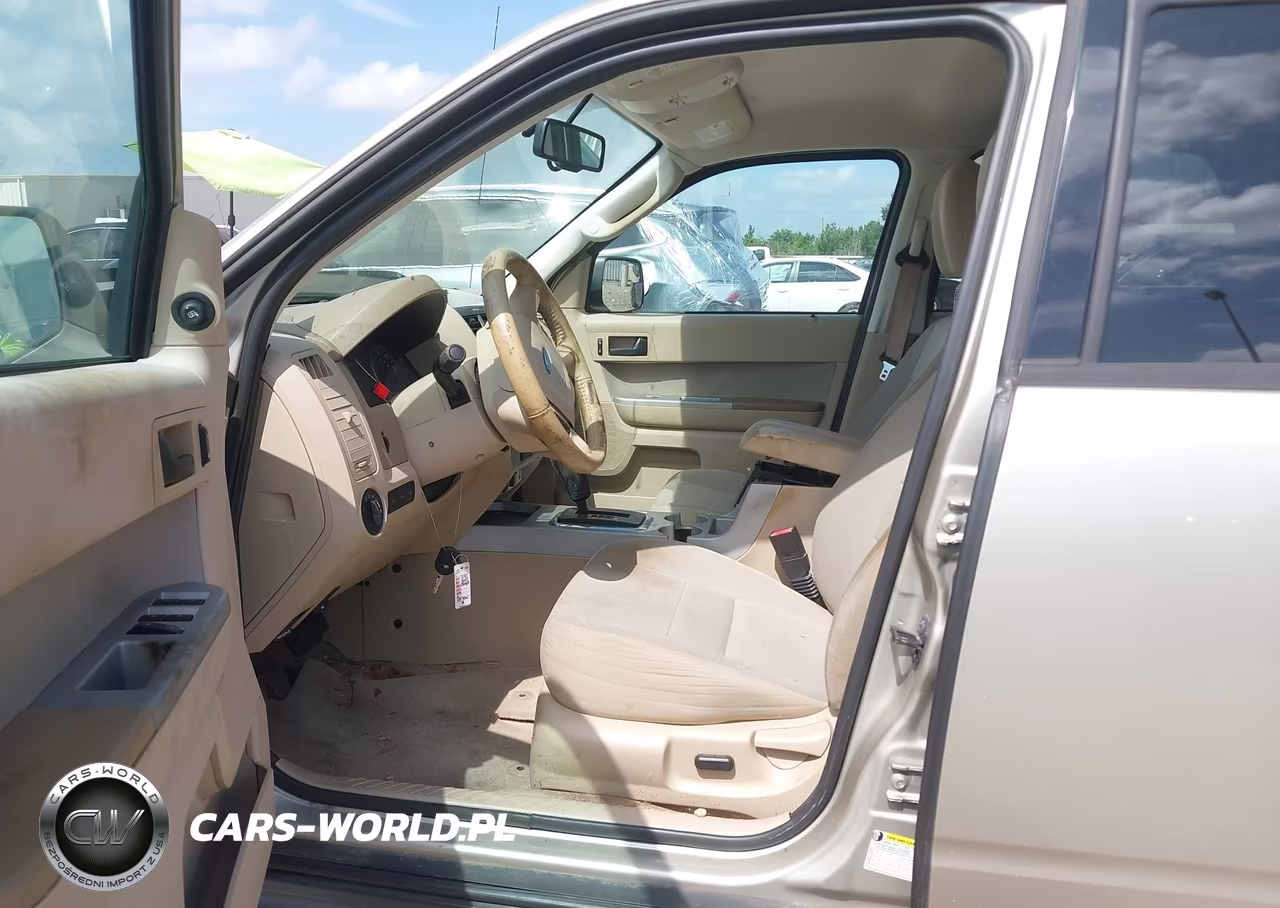 2011 Ford Escape Xlt VIN:1FMCU0D72BKA27180 - 5