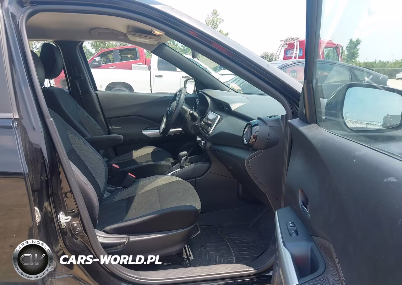 2019 Nissan Kicks Sv VIN:3N1CP5CU1KL488825 - 5