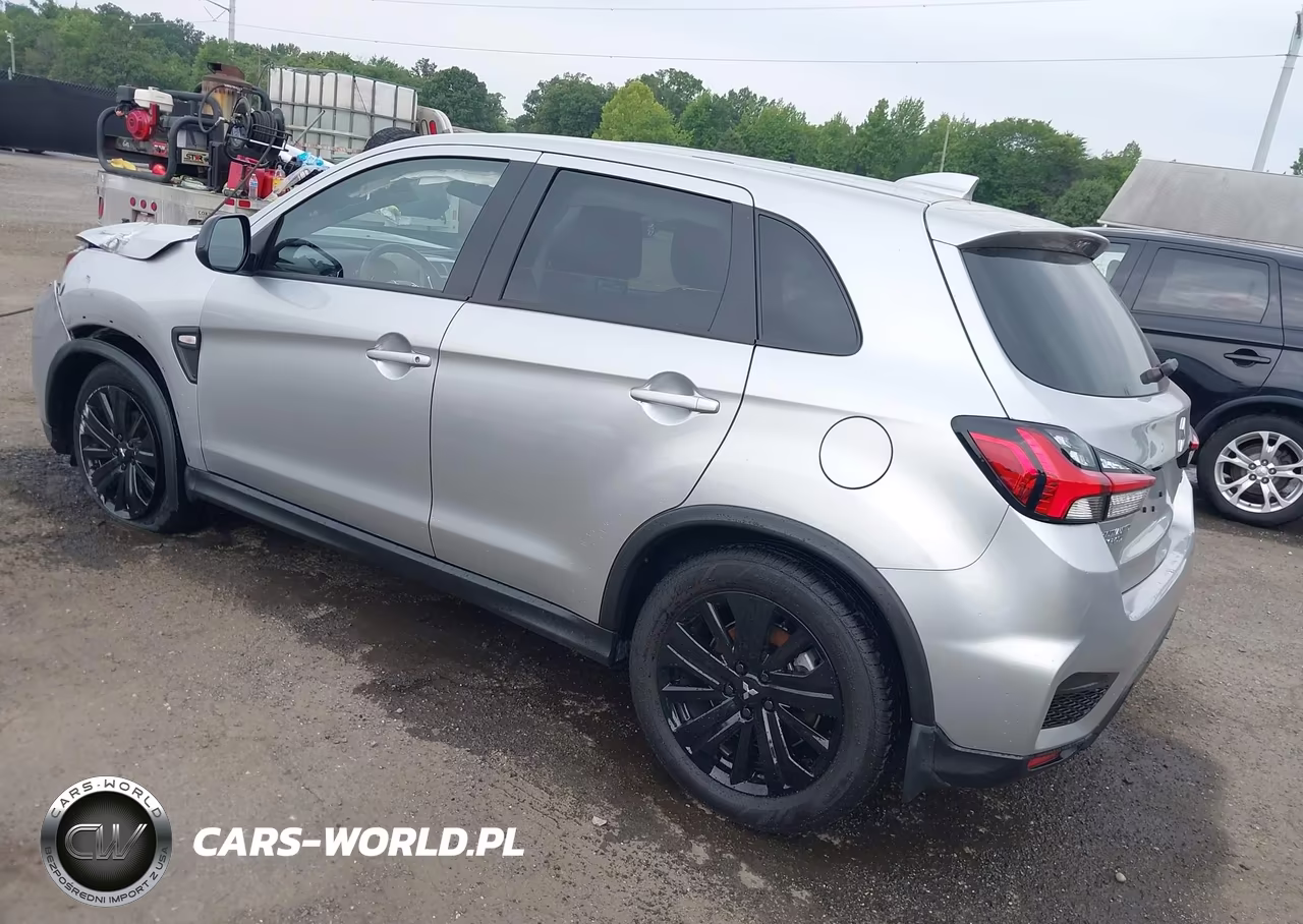 2025 Mitsubishi Outlander Sport VIN:JA4ARUAUXSU015114 - 3