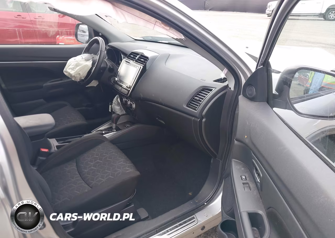2025 Mitsubishi Outlander Sport VIN:JA4ARUAUXSU015114 - 5