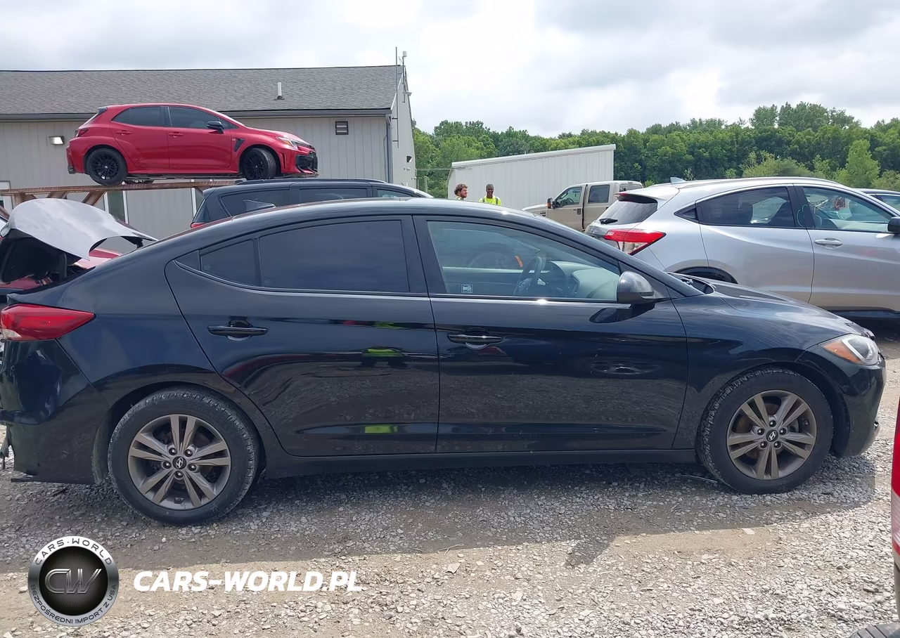 2018 Hyundai Elantra Sel VIN:5NPD84LF7JH347900 - 13
