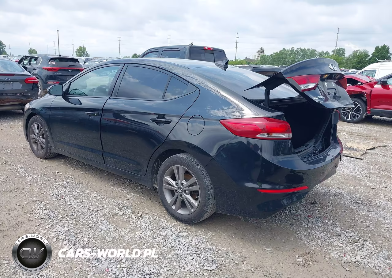 2018 Hyundai Elantra Sel VIN:5NPD84LF7JH347900 - 3