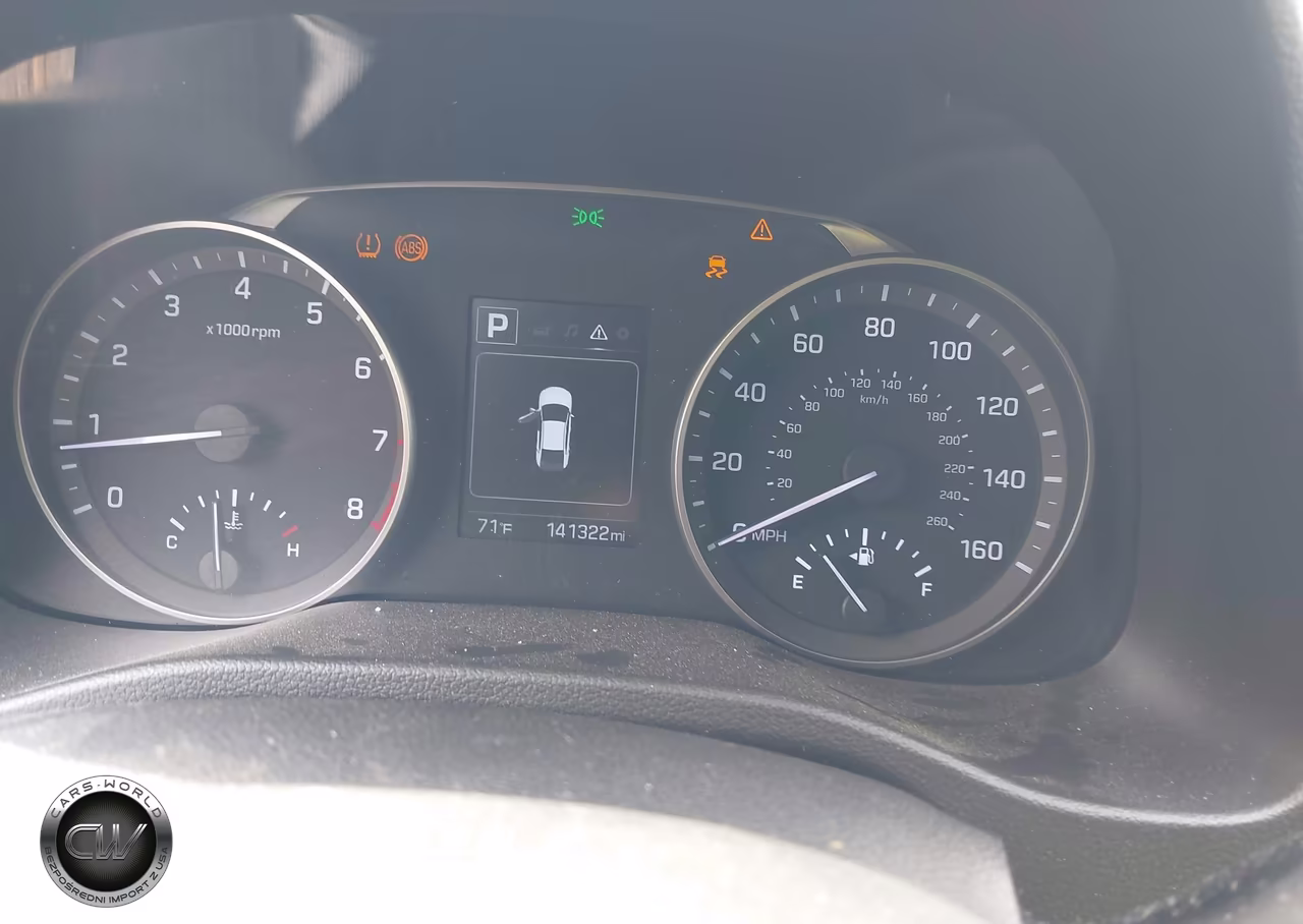 2018 Hyundai Elantra Sel VIN:5NPD84LF7JH347900 - 7