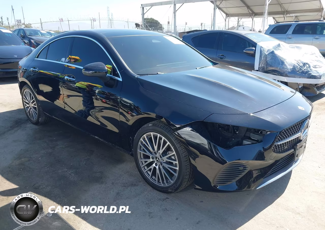2025 Mercedes-Benz Cla 250 Coupe – zdjęcie 1 z 17