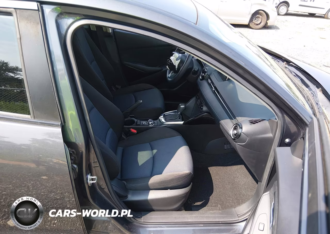 2017 Toyota Yaris Ia VIN:3MYDLBYV0HY188235 - 5