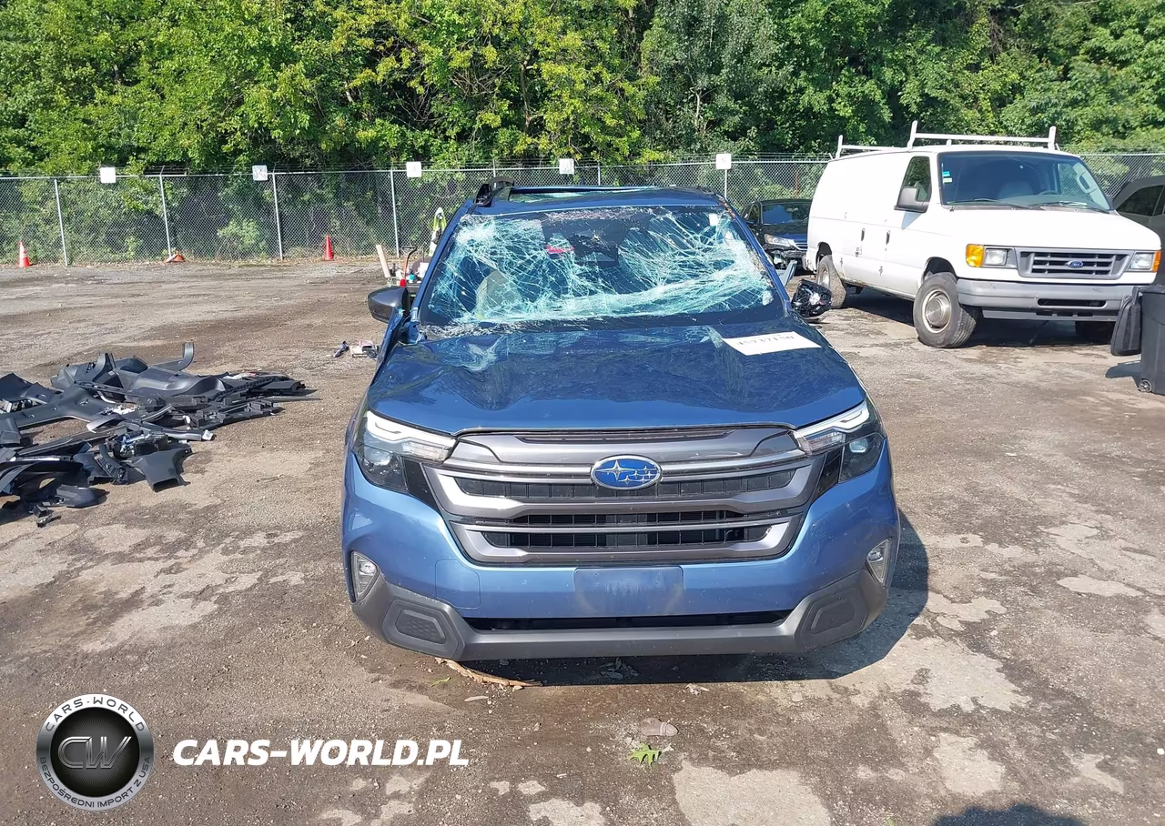2025 Subaru Forester Premium VIN:JF2SLDBC4SH413642 - 13