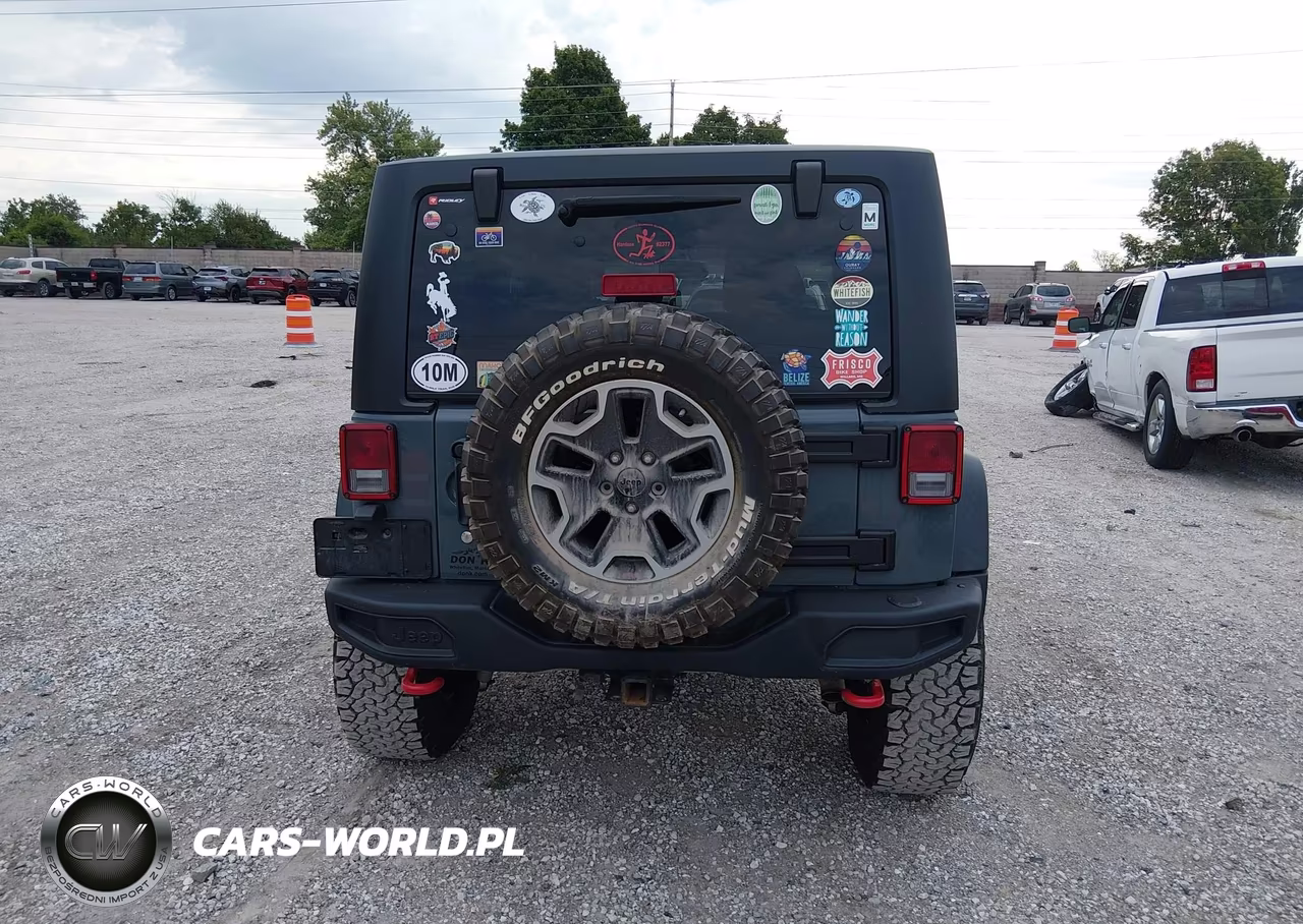2013 Jeep Wrangler Rubicon 10Th Anniversary VIN:1C4HJWCG8DL683792 - 16