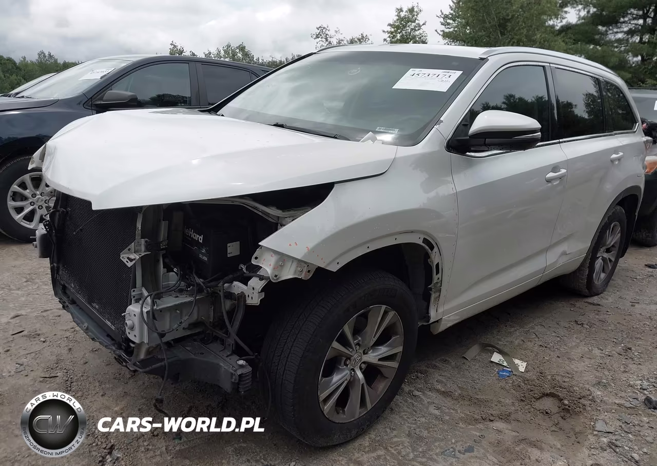 2015 Toyota Highlander Xle V6 VIN:5TDJKRFH2FS138225 - 2