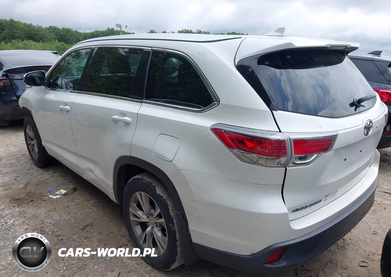 2015 Toyota Highlander Xle V6 VIN:5TDJKRFH2FS138225 - 3