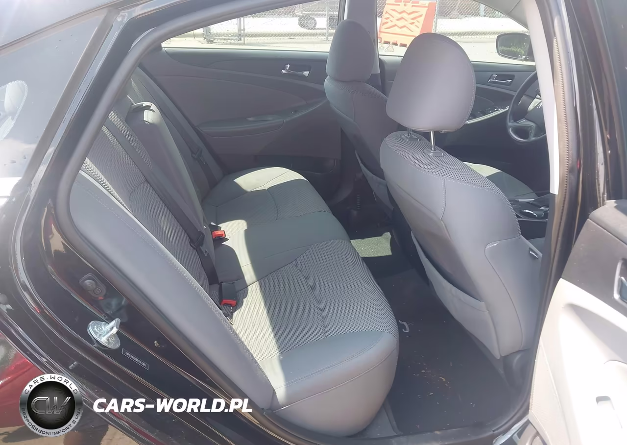 2013 Hyundai Sonata Gls VIN:5NPEB4AC8DH747385 - 8