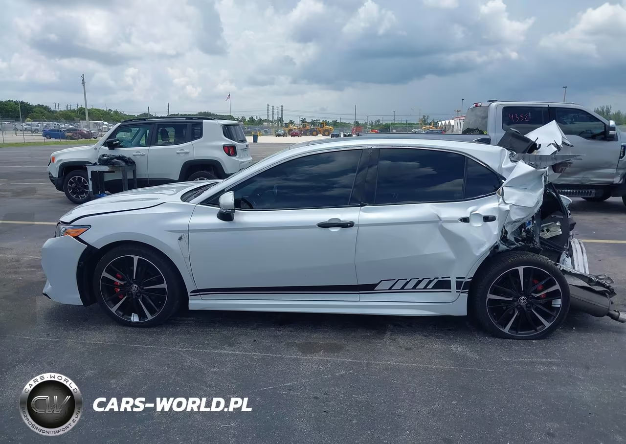 2020 Toyota Camry Xse VIN:4T1K61AKXLU983419 - 15
