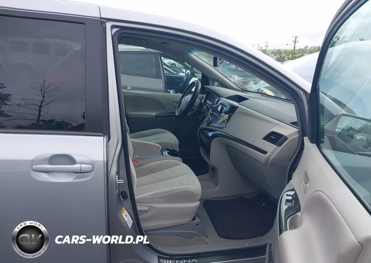 2013 Toyota Sienna Le V6 8 Passenger VIN:5TDKK3DC5DS372073 - 5