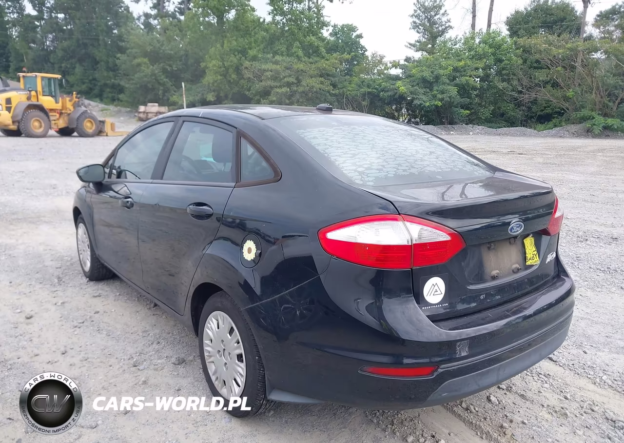 2018 Ford Fiesta S VIN:3FADP4AJ8JM143407 - 3