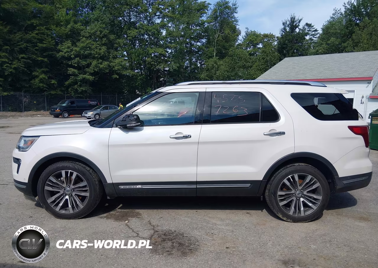 2018 Ford Explorer Platinum VIN:1FM5K8HTXJGB39702 - 15