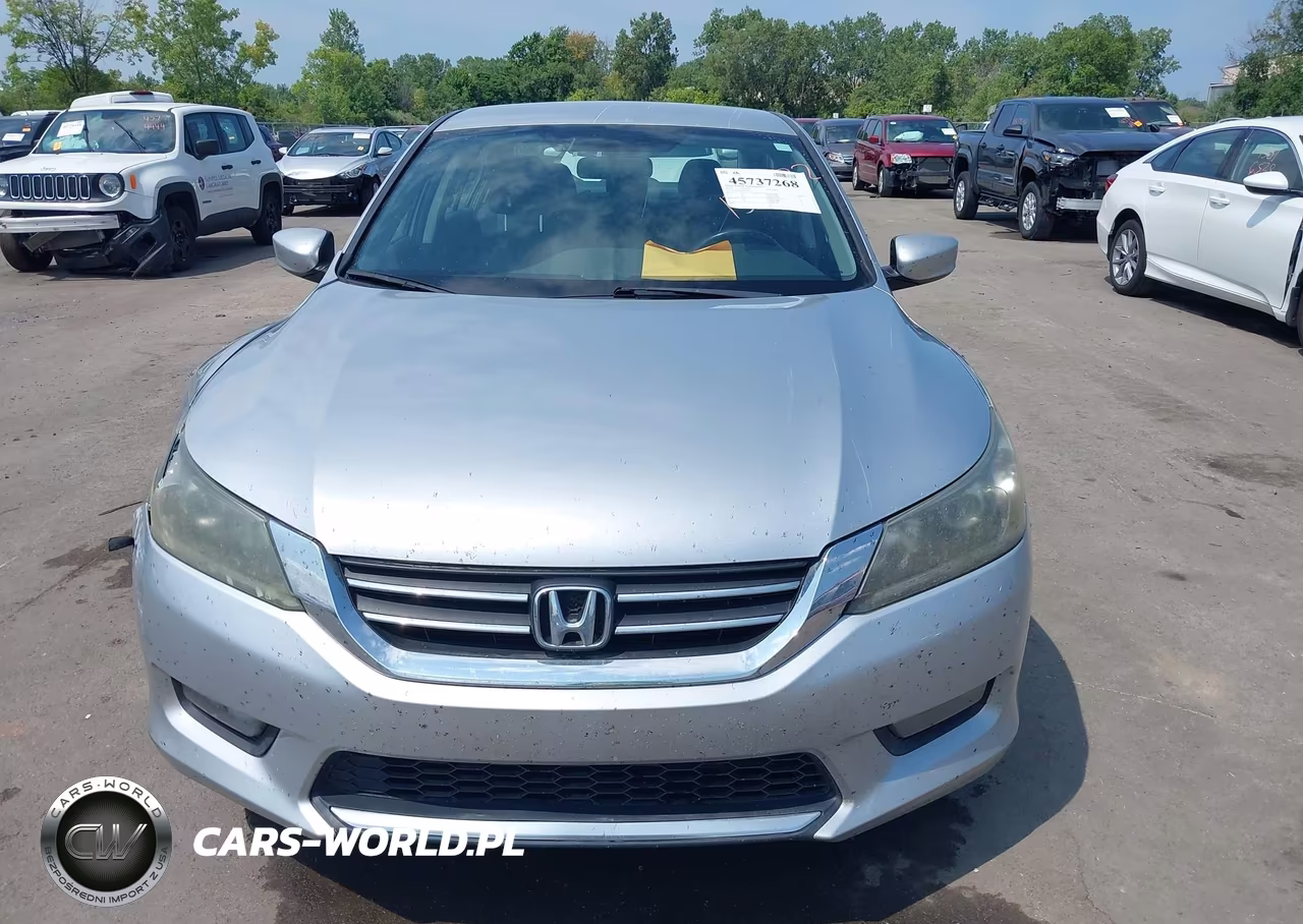 2015 Honda Accord Sport VIN:1HGCR2F52FA139522 - 12