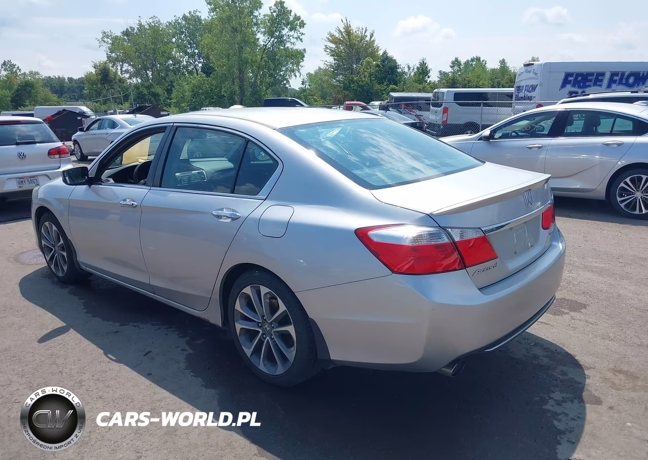 2015 Honda Accord Sport VIN:1HGCR2F52FA139522 - 3