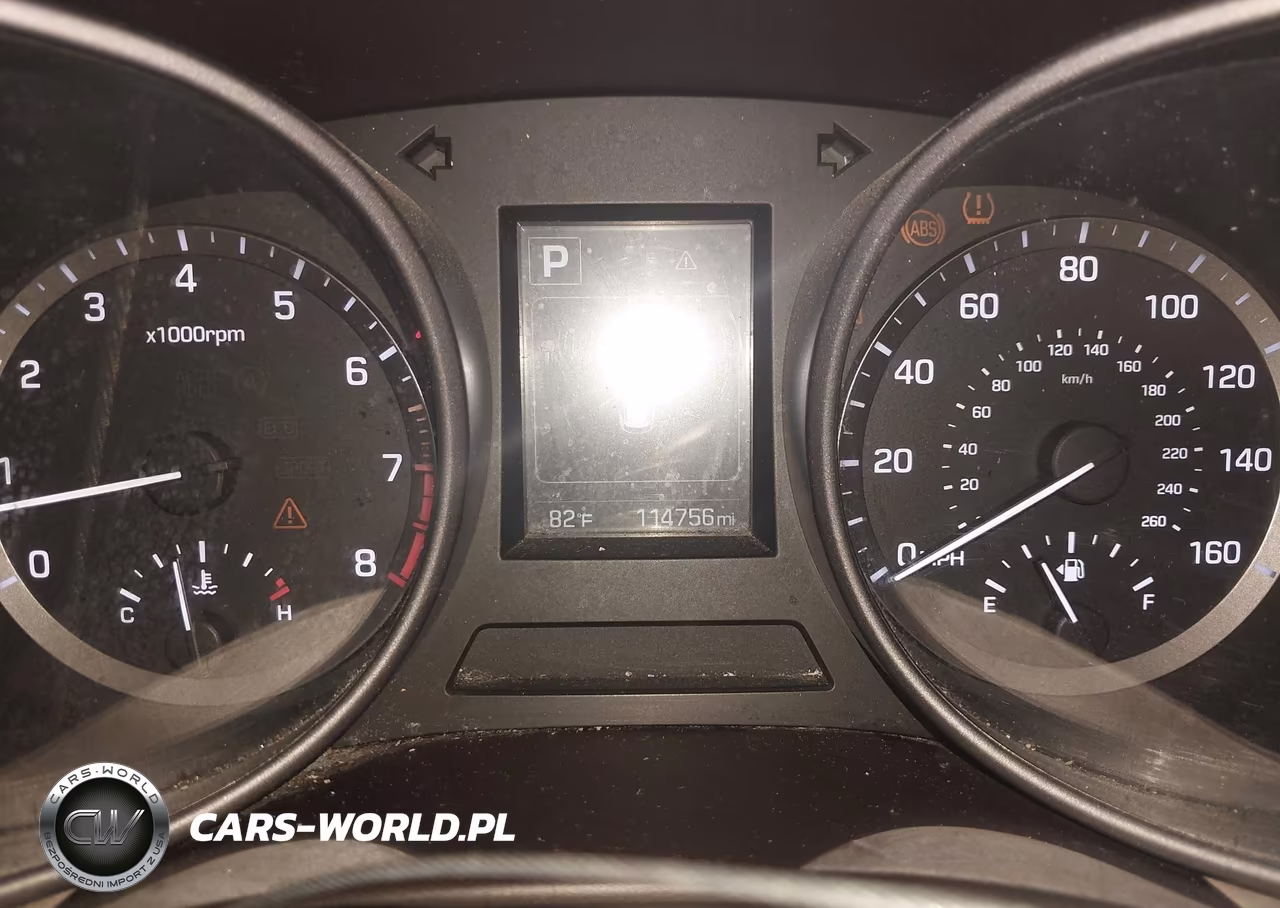 2017 Hyundai Santa Fe Sport 2.4L VIN:5NMZUDLB2HH021640 - 15