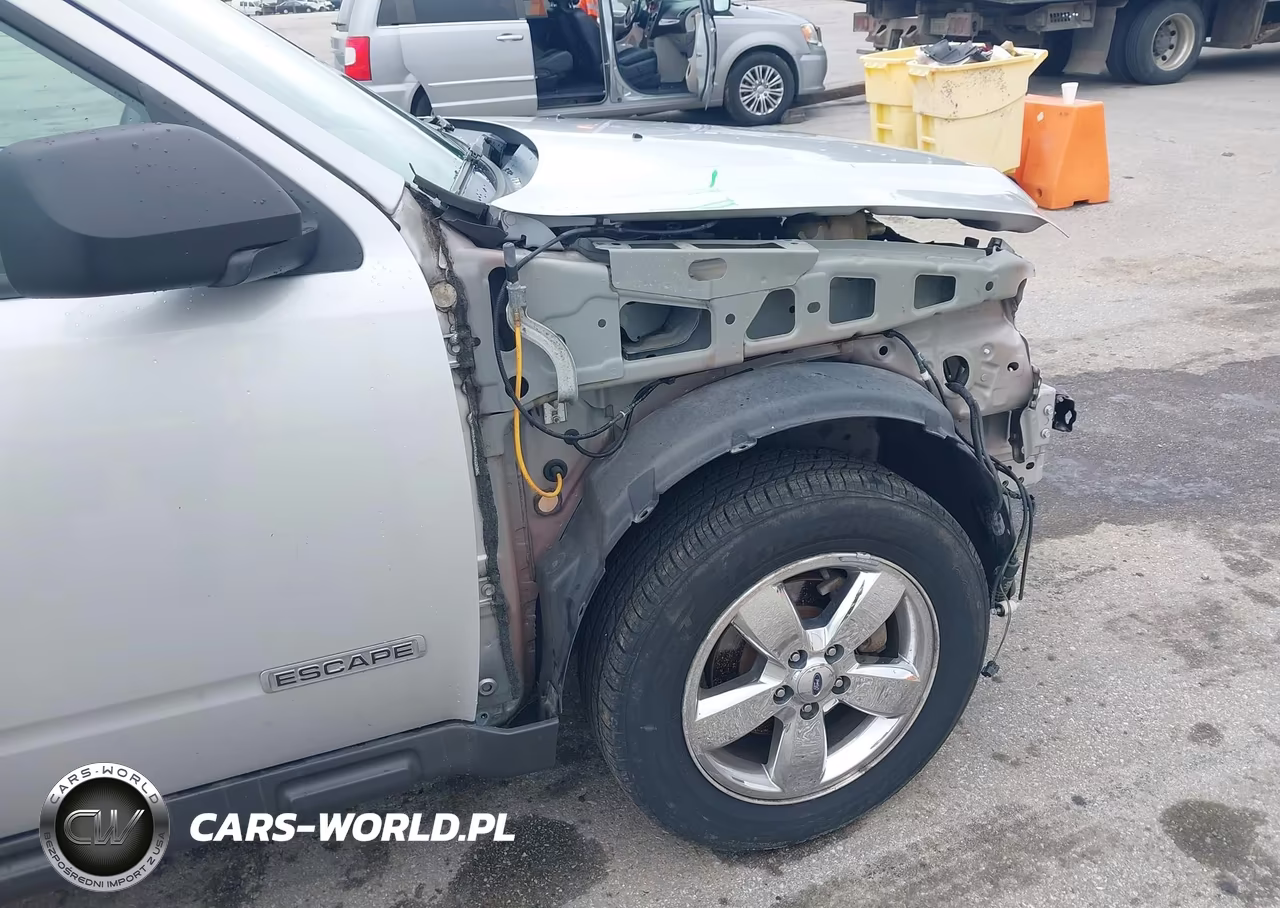 2008 Ford Escape Xlt VIN:1FMCU93198KB90810 - 18