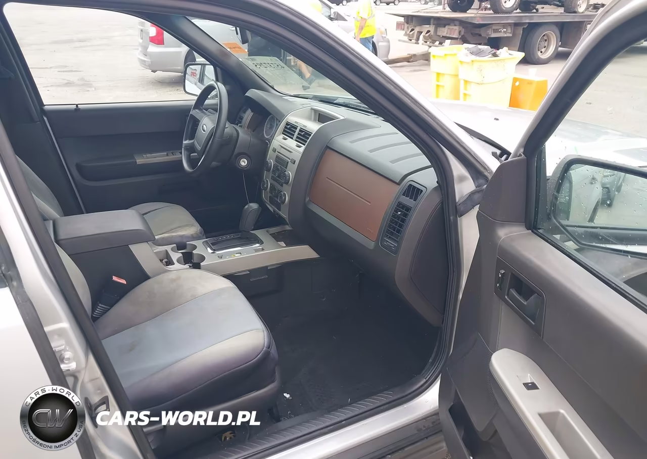 2008 Ford Escape Xlt VIN:1FMCU93198KB90810 - 5