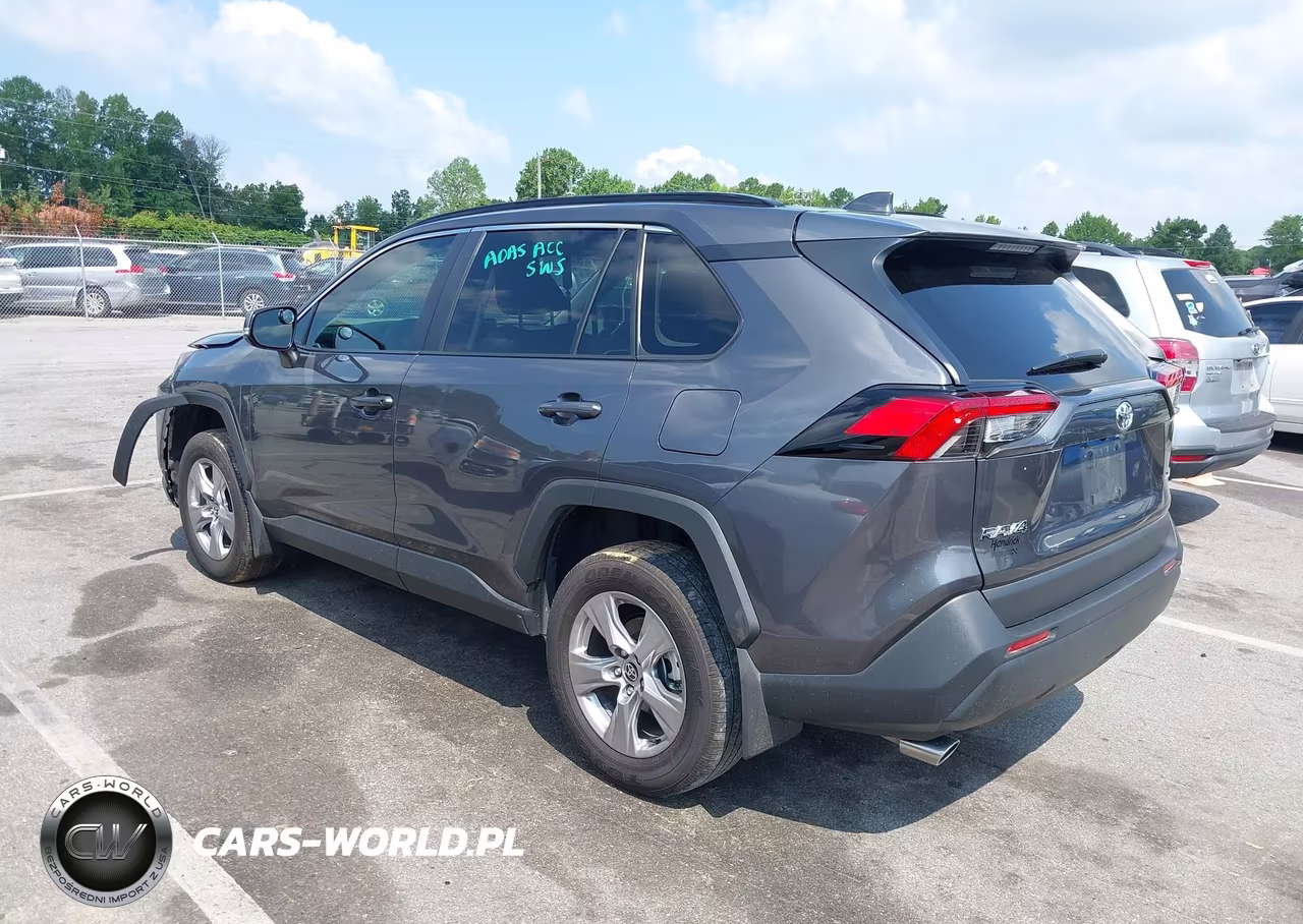 2025 Toyota Rav4 Xle VIN:2T3W1RFV0SC343907 - 3