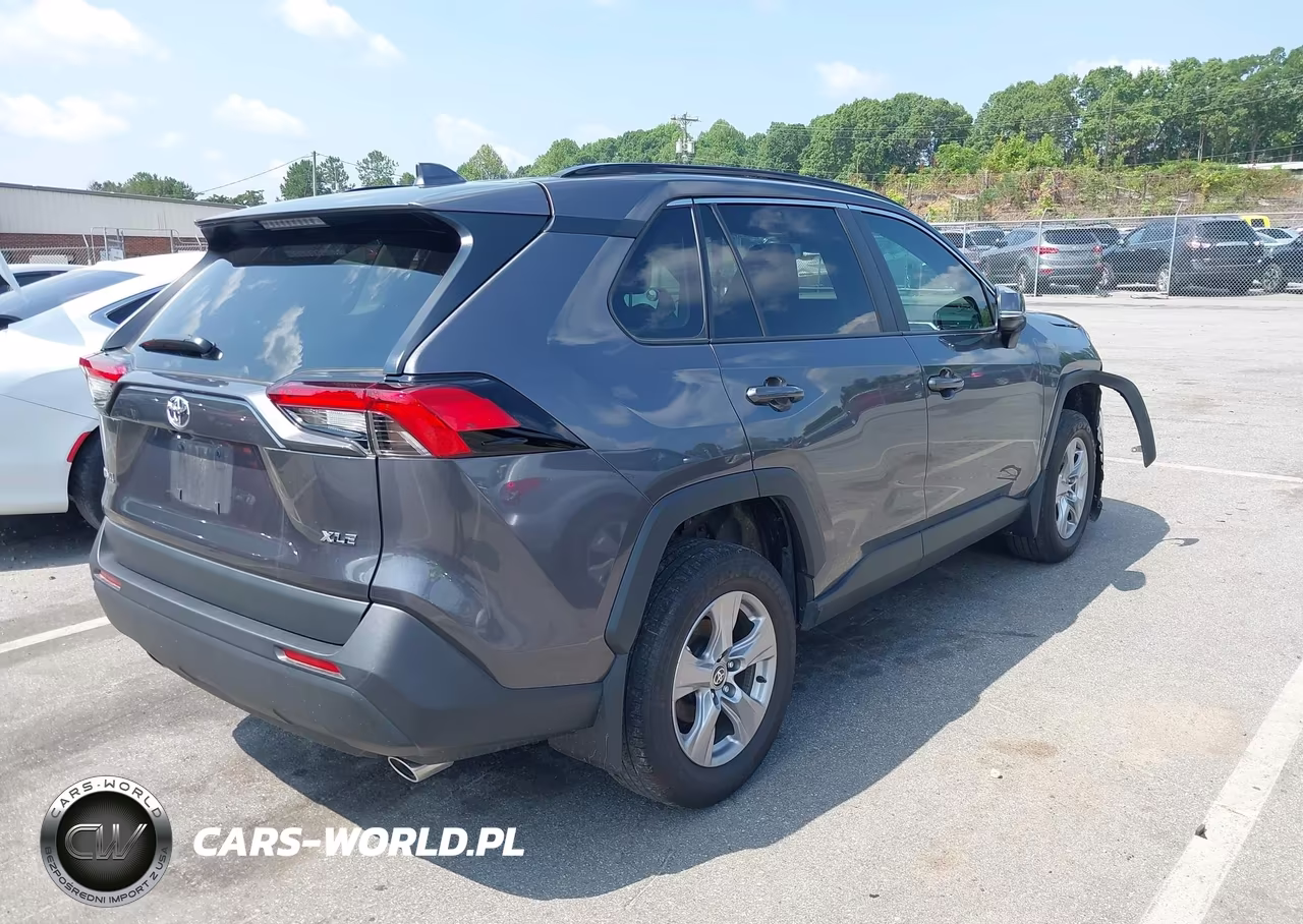 2025 Toyota Rav4 Xle VIN:2T3W1RFV0SC343907 - 4