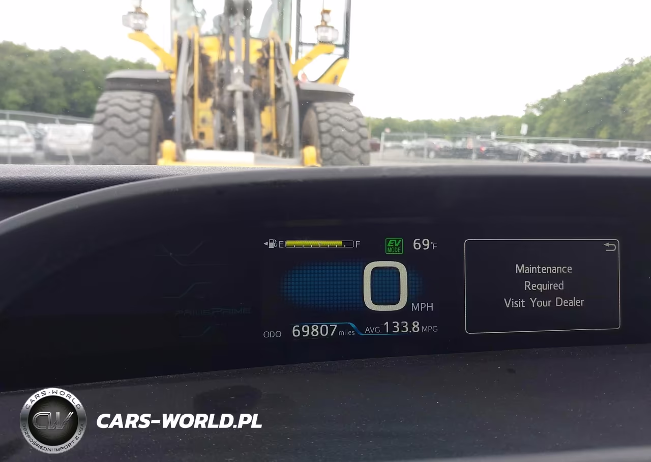 2017 Toyota Prius Prime Advanced VIN:JTDKARFP5H3000973 - 15