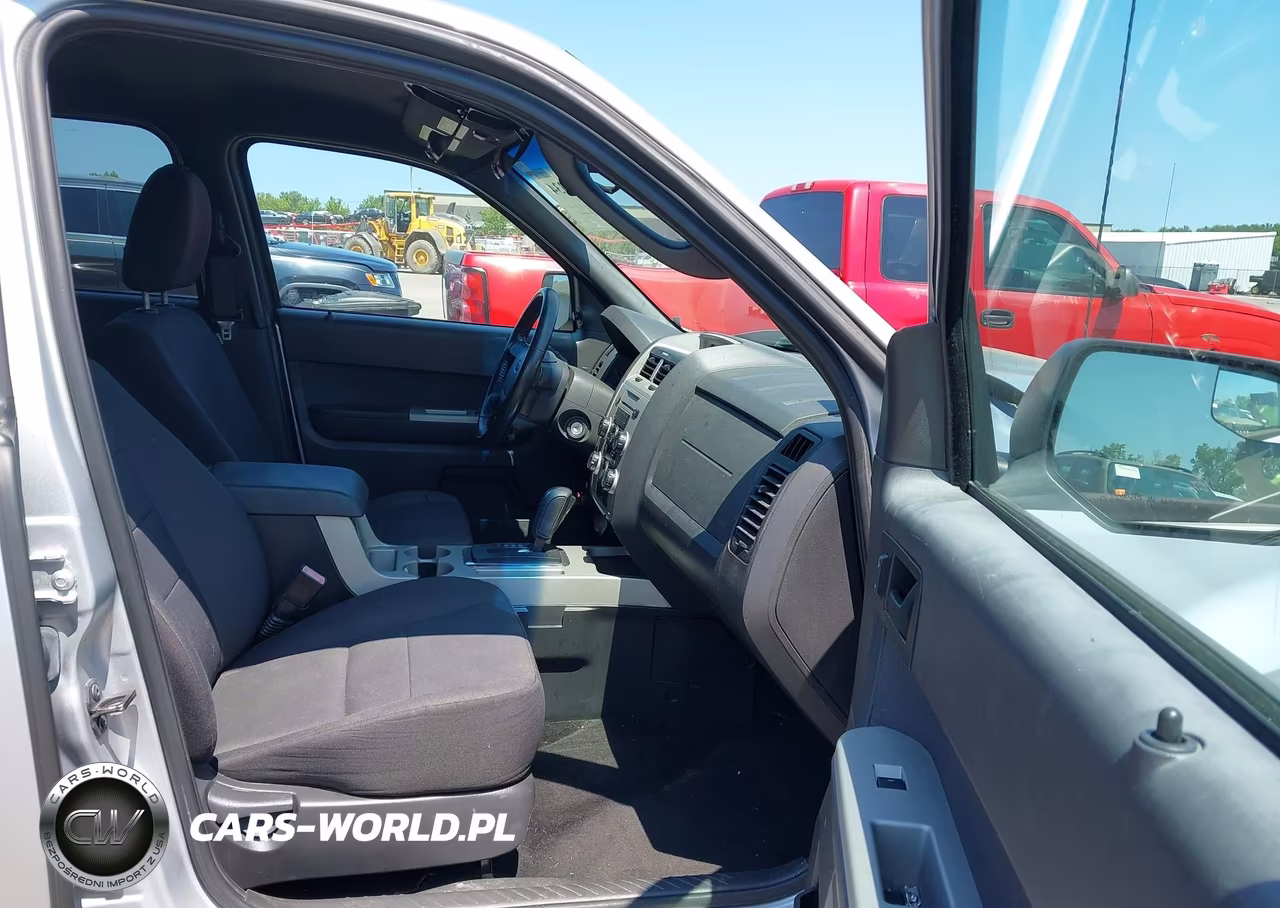2011 Ford Escape Xlt VIN:1FMCU9D78BKB11380 - 5