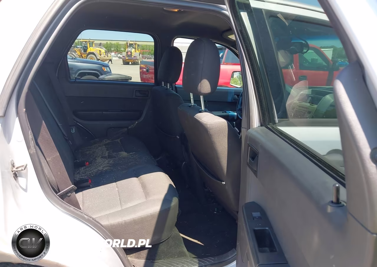 2011 Ford Escape Xlt VIN:1FMCU9D78BKB11380 - 8