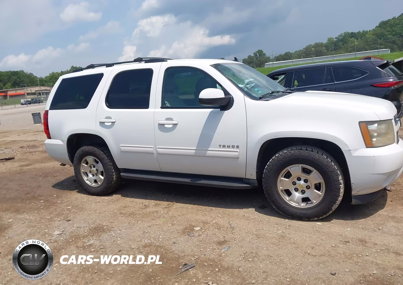 2011 Chevrolet Tahoe Lt VIN:1GNSCBE09BR120132 - 13